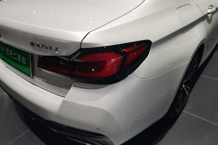 Used BMW 5 Series 2022 Restyled 530Li Leading Edition M Sport Package