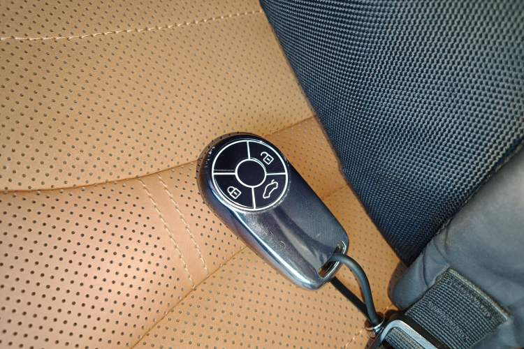 Used ORA Lightning Cat 2022 555 km Luxury Edition