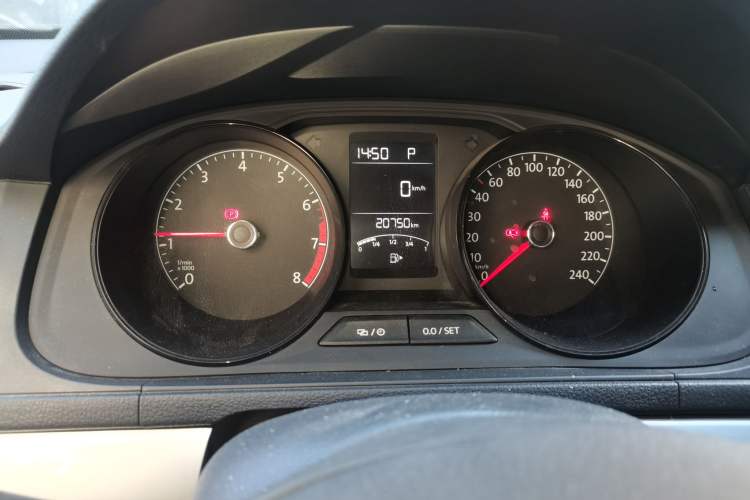 Used Volkswagen Lavida 2017 1.6L Automatic Fashion Edition
