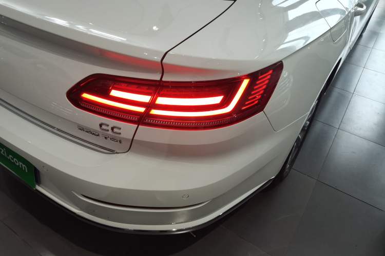 Used Volkswagen FAW-Volkswagen CC 2020 330TSI Huayan Edition China VI Standard
