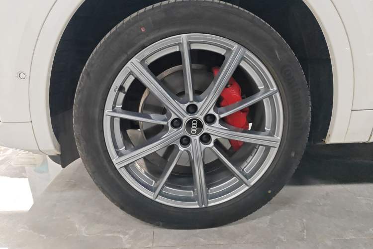 Used Audi Q5L 2022 Updated 45T Luxury Dynamic Version