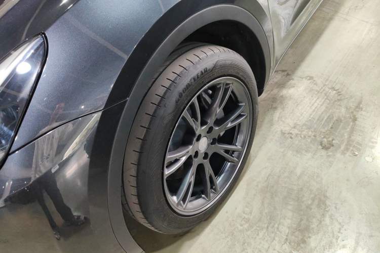 Used Tesla Model Y 2024 Rear-Wheel-Drive Version