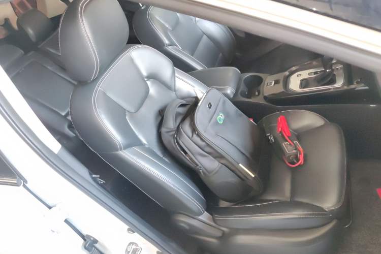 Used Dongfeng Fengon S560 2018 1.8L CVT Elite Model 7 Seats
