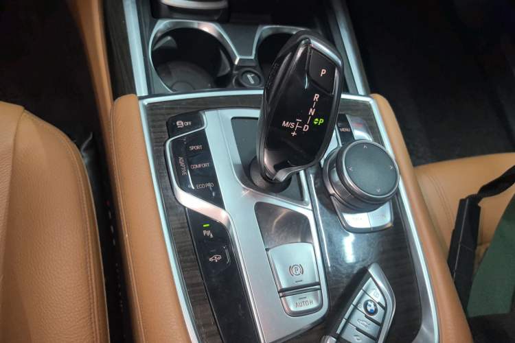 Used BMW 7 Series 2016 730Li Leading Model
