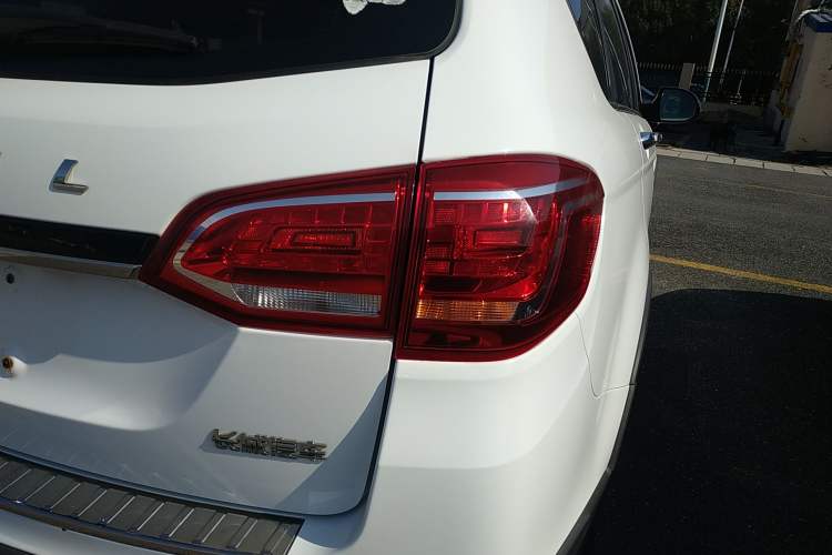 Used Haval H6 2015 Sport Edition 1.5T Automatic Two-Wheel Drive Luxury Model