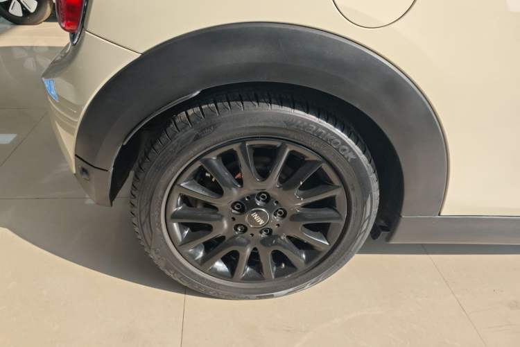 Used  MINI 2016 1.5T COOPER
