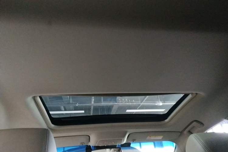 Used Buick GL8 2018 28T Luxury Model China VI Standard