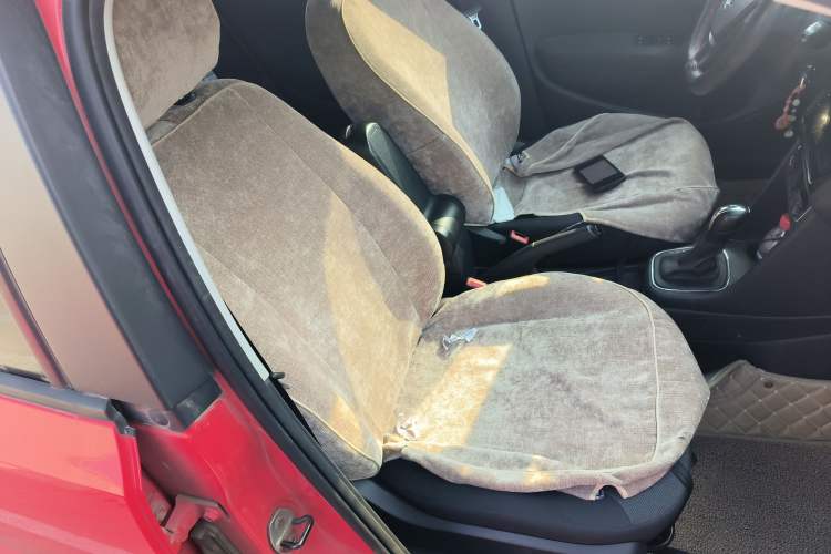 Used Volkswagen Polo 2014 1.4L Automatic Comfort Edition
