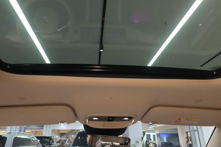 Used Hima AITO M7 2024 1.5T Intelligent Driving 4WD Max Edition 5 Seats
