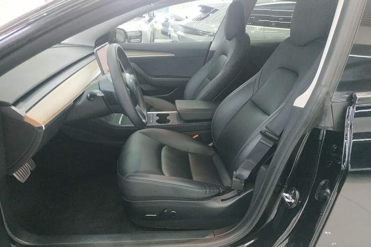 Used Tesla Model 3 2022 Performance High-Performance All-Wheel-Drive Version
