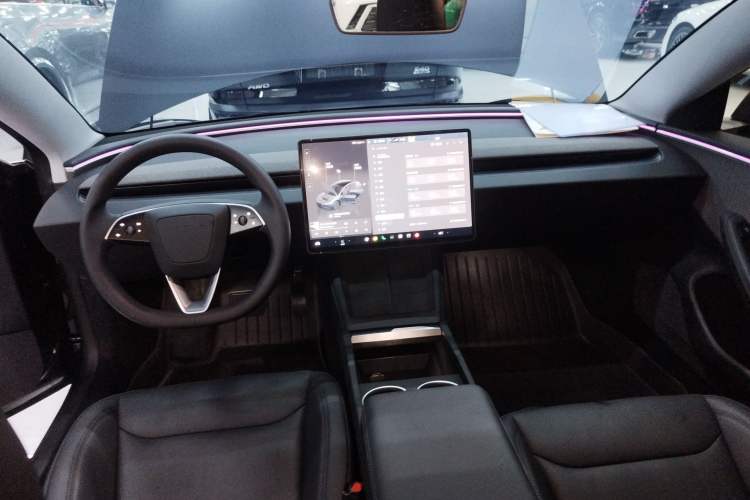 Used Tesla Model 3 2023 Rear-Wheel-Drive Version
