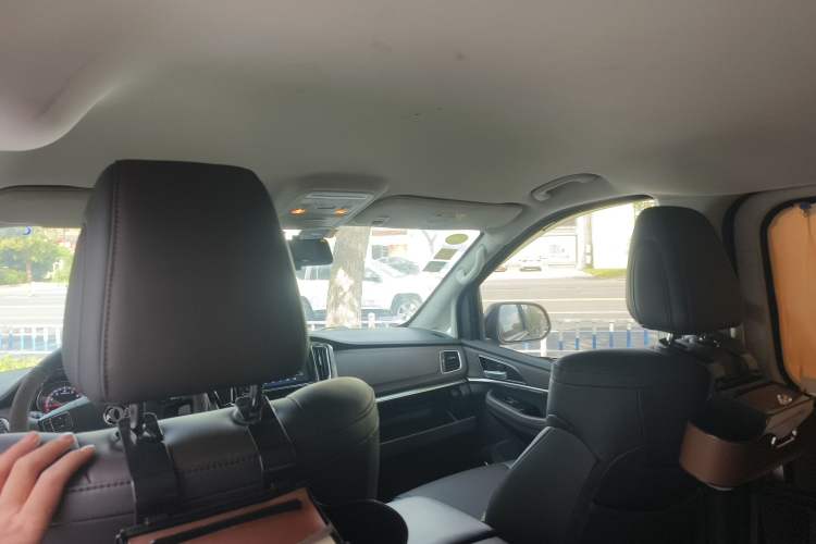 Used FORTHING M7 2021 1.8T Manual Luxury Model
