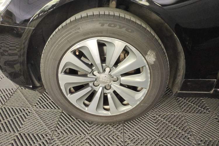 Used Audi A6L 2014 30 FSI Comfort Model
