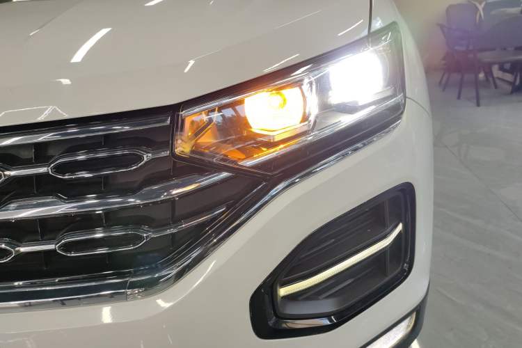 Used Volkswagen Tayron 2019 330TSI Two-Wheel Drive Luxury Model China VI Standard