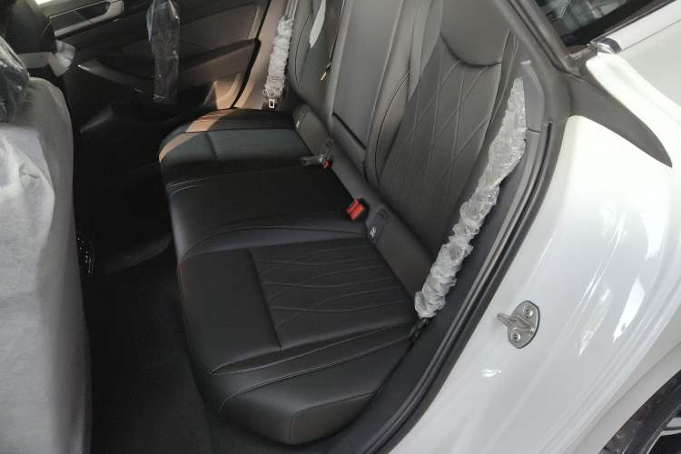 Used Volkswagen FAW-Volkswagen CC 2026 Model, 30 Million Units—Selected, 330TSI, Glamorous
