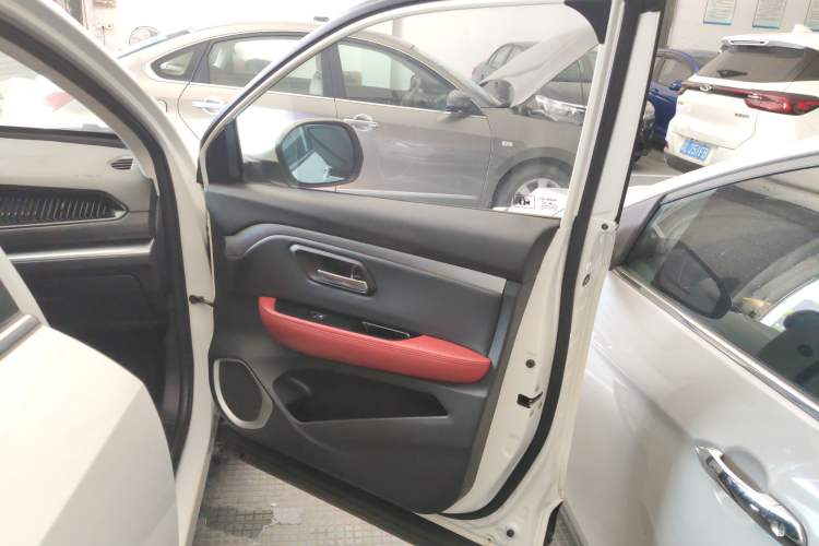 Used Haval H2s 2017 Red-Label 1.5T Dual-Clutch Elite Model
