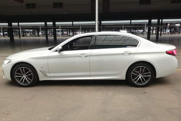 Used BMW 5 Series 2022 Restyled 525Li M Sport Package