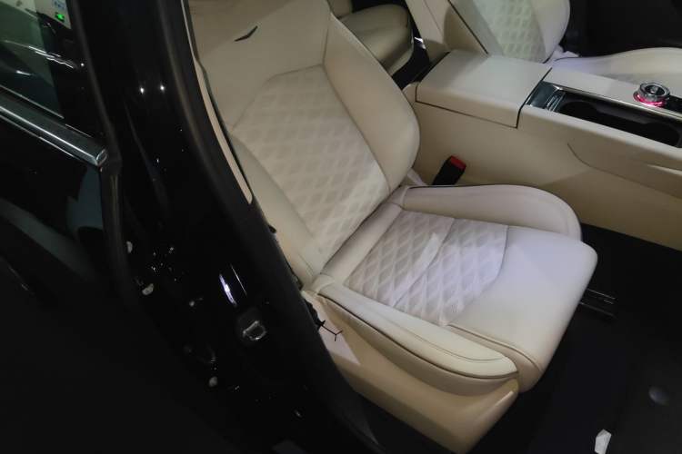 Used Cadillac CT6 2023 28T Platinum Edition
