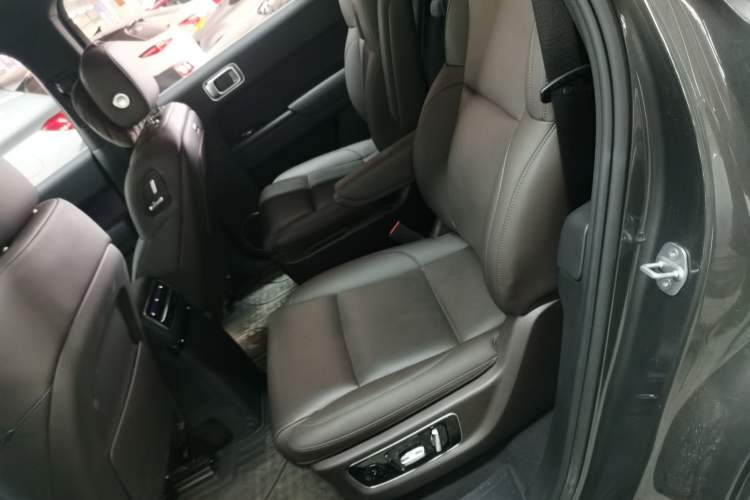 Used Li Auto L9 2022 Max model
