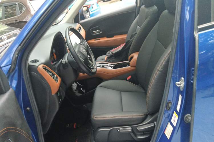 Used Honda Vezel 2015 1.8L CVT 2WD Luxury Model