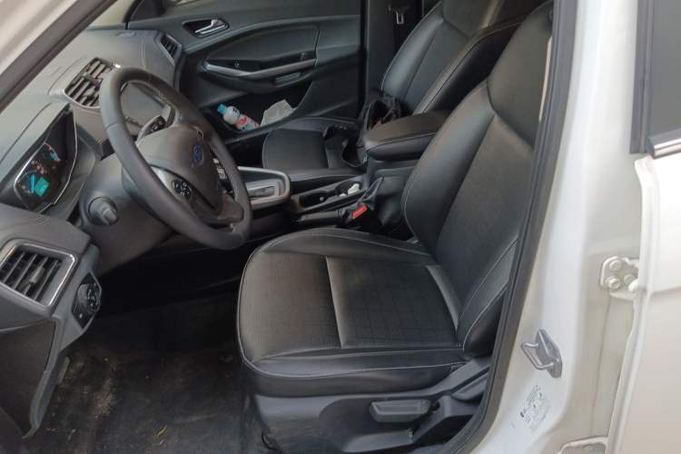 Used Ford Escort 2017 Happiness Edition 1.5L Automatic Fashion Version
