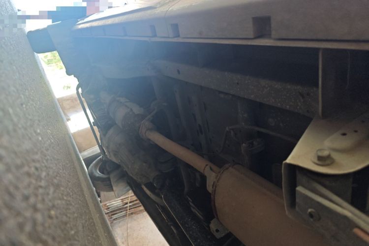 Used Jinbei New Hiace X30L 2023 1.5L Wealth Edition Van 2/5-Seater Air-Conditioned Model SWC15M
