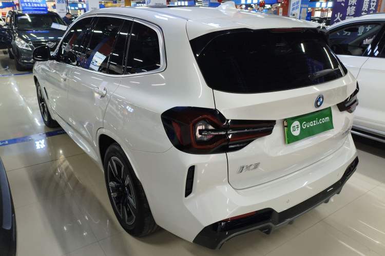 Used BMW iX3 2024 Leading Model