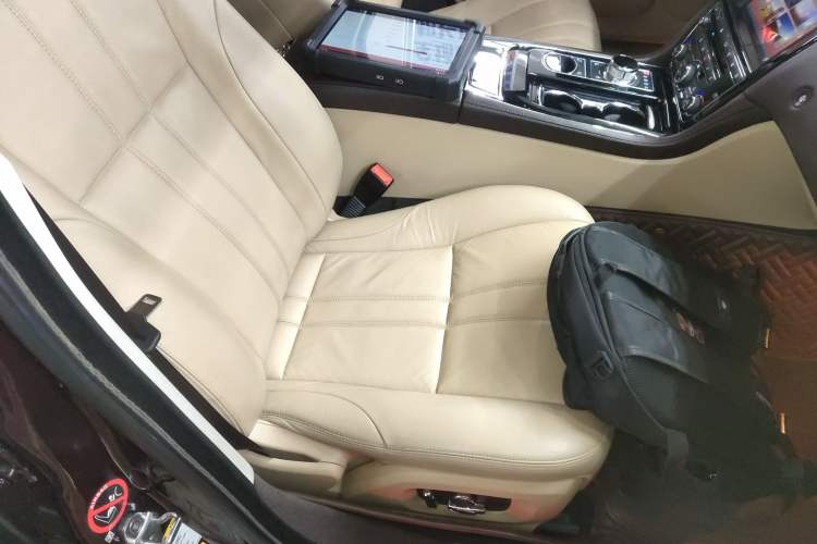 Used Jaguar XJ 2016 XJL 2.0T Two-Wheel-Drive Elegant Business Edition