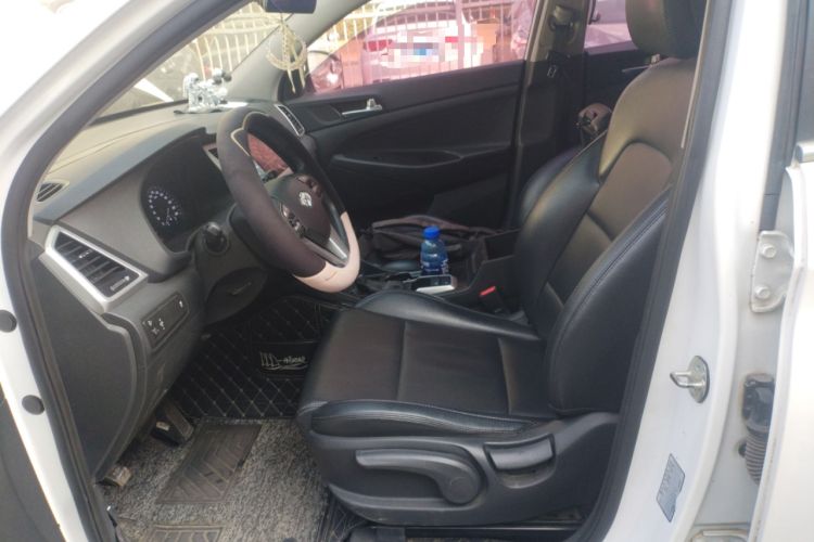 Used Hyundai Tucson 2015 1.6T Dual-Clutch Two-Wheel-Drive Smart Model
