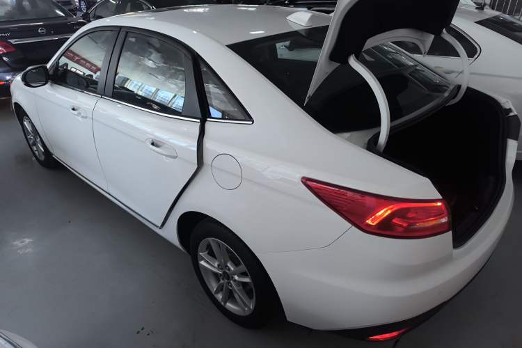 Used Ford Escort 2019 Revised Version 1.5L Automatic Enjoyment Type China VI Standard
