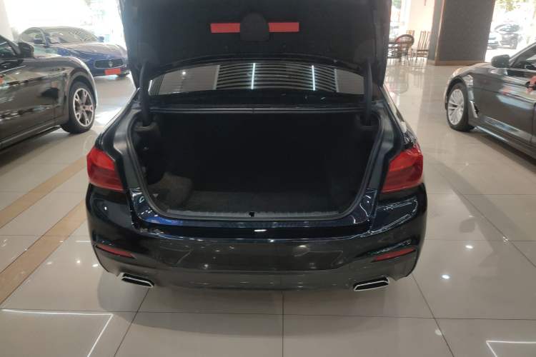 Used BMW 5 Series 2018 525Li M Sport Package
