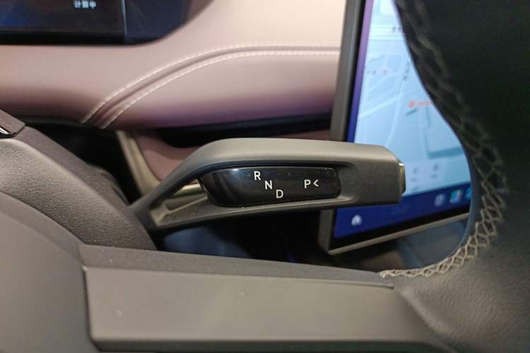 Used  SU7 2024 Rear-Drive Ultra-Long Range Advanced Pro-Level Intelligent Driving Version