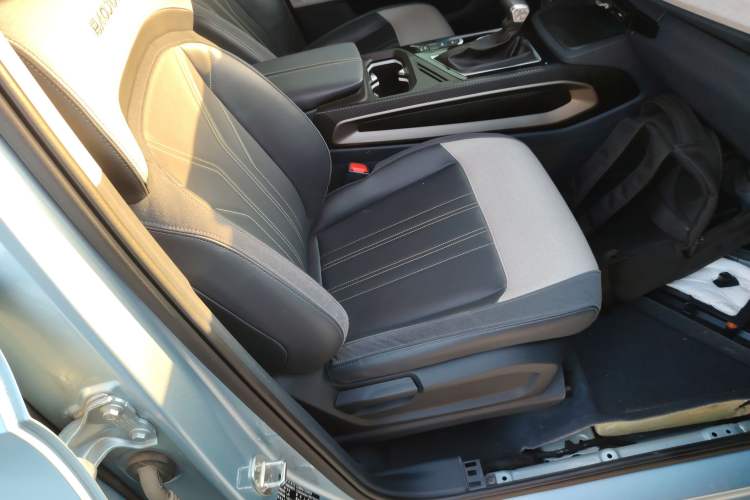 Used Baojun RM-5 2019 1.5T CVT 24-Hour Online Prestige Version 6 Seats
