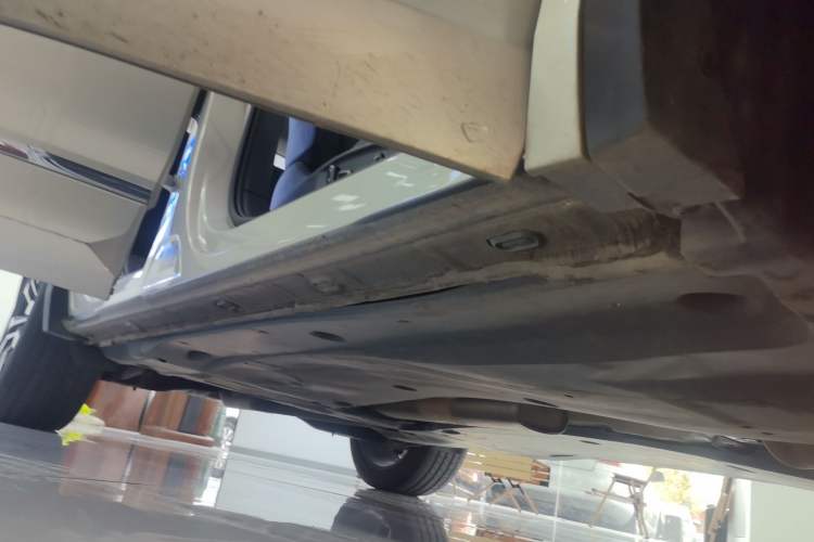 Used Volkswagen Tiguan L 2021 330TSI Automatic Two-Wheel Drive R-Line Enhanced Edition
