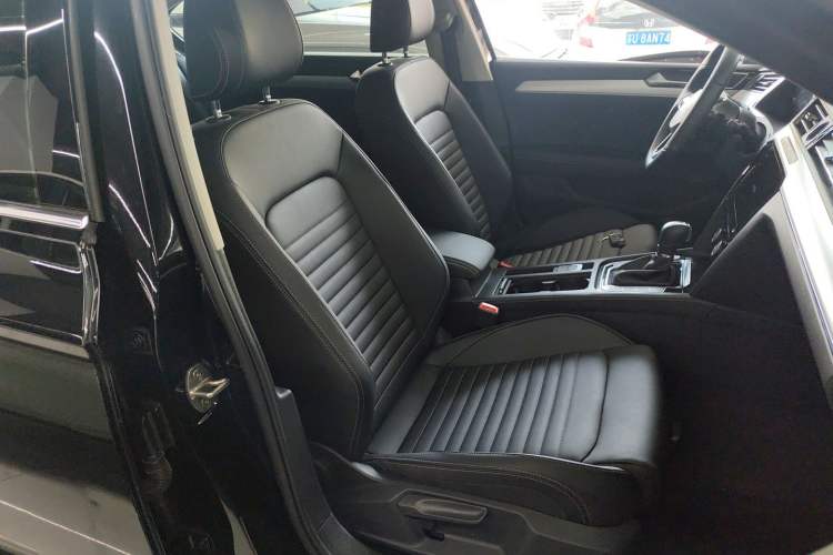 Used Volkswagen Magotan 2025 Zhongxiang Version 280TSI DSG Comfort Edition
