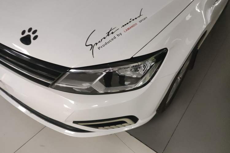 Used Volkswagen Lamando 2017 230TSI DSG Fashion Edition
