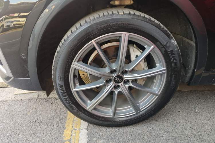 Used Audi Q5L 2022 Updated Version 40T Luxury Elegant Edition
