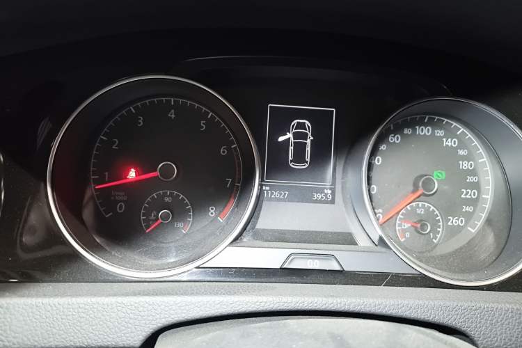 Used Volkswagen Golf 2016 1.4TSI Automatic R-Line
