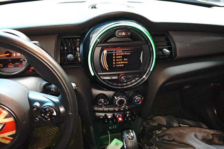 Used  MINI 2014 1.5T COOPER Fun
