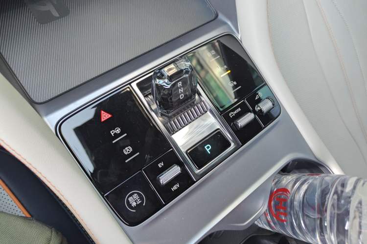 Used BYD Song PLUS New Energy 2023 Champion Edition DM-i 150KM Flagship PLUS 5G
