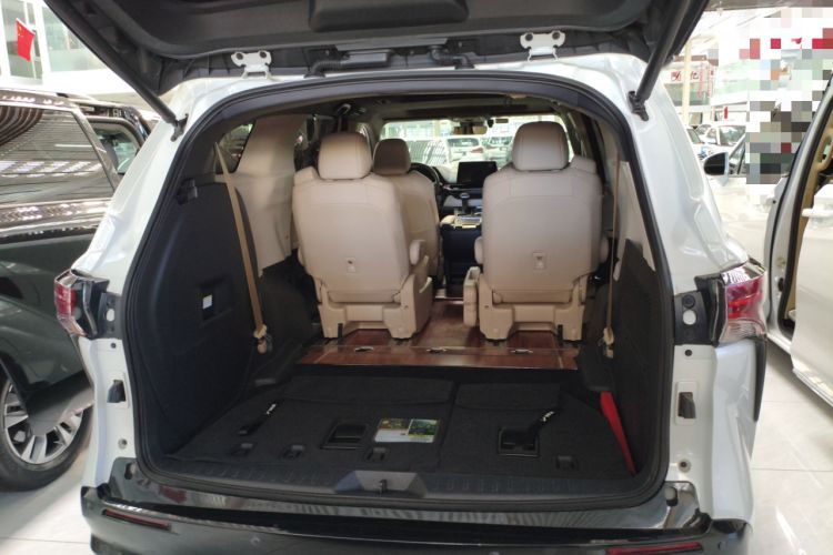 Used Toyota Sienna 2023 2.5L Hybrid Luxury Edition