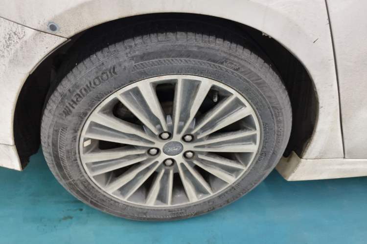 Used Ford Mondeo 2017 EcoBoost 180 Luxury Model
