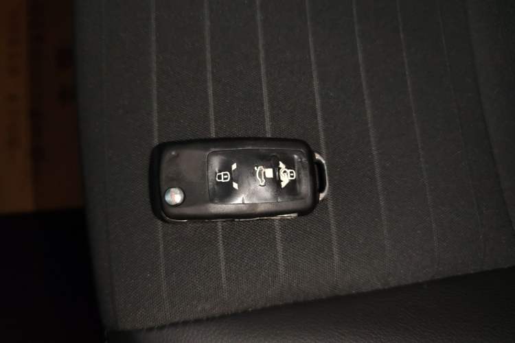 Used Volkswagen Tiguan L 2016 300TSI Automatic Two-Wheel Drive Trend Edition