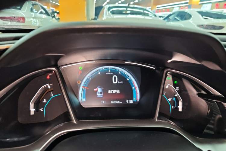 Used Honda Civic 2016 220TURBO CVT Luxury Edition