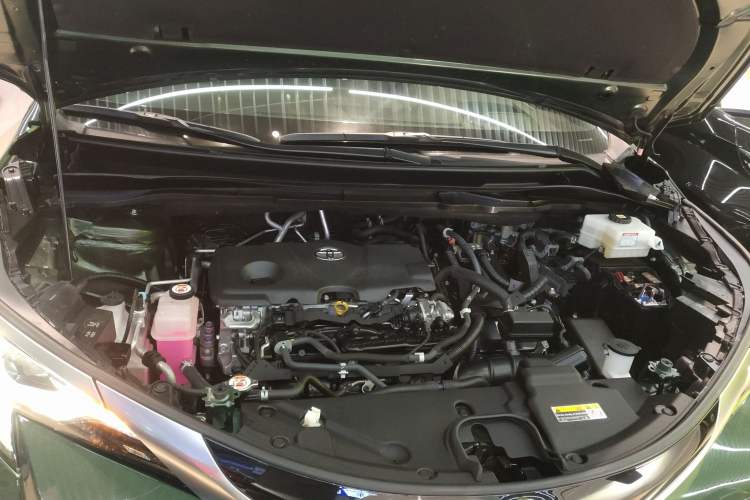 Used Toyota Sienna 2021 2.5L Hybrid Platinum Edition
