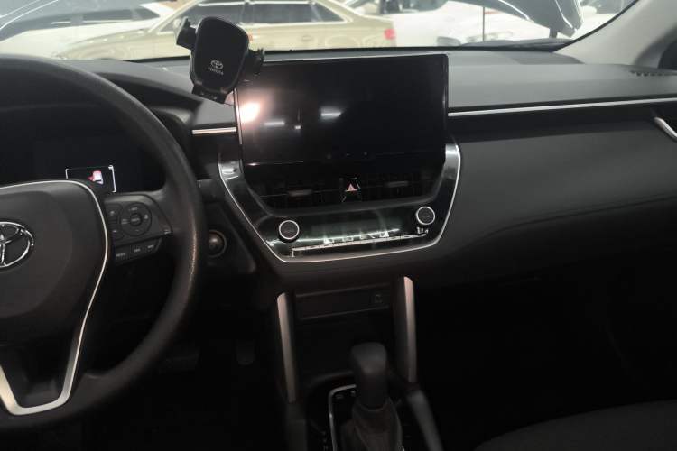 Used Toyota FRONTLANDER 2024 2.0L Smart Electric Hybrid Dual-Engine Leading Edition
