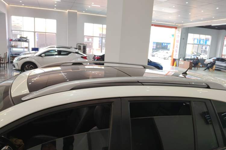 Used Renault Koleos 2014 2.5L Two-Wheel-Drive Urban Edition
