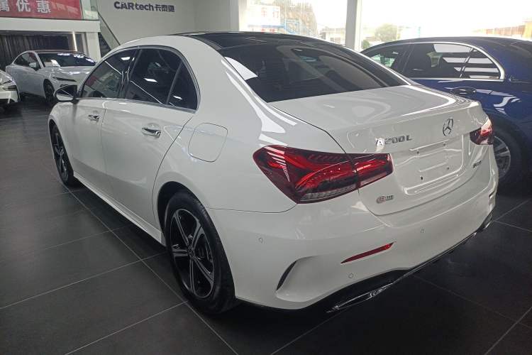 Used Mercedes-Benz A-Class 2022 Revised Version A 200 L Sport Sedan Fashionable Style