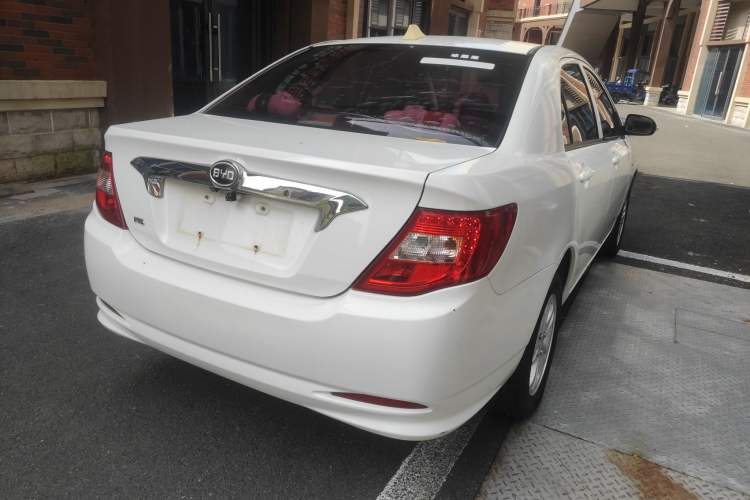 Used BYD F3 2015 Energy-Efficient Model 1.5L Manual Comfort Edition
