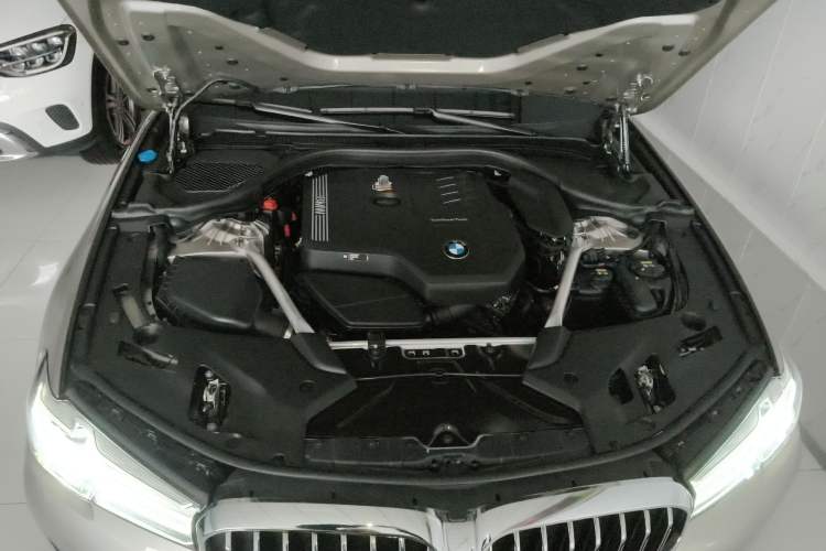 Used BMW 5 Series 2021 Restyled 530Li Leading Edition Luxury Package
